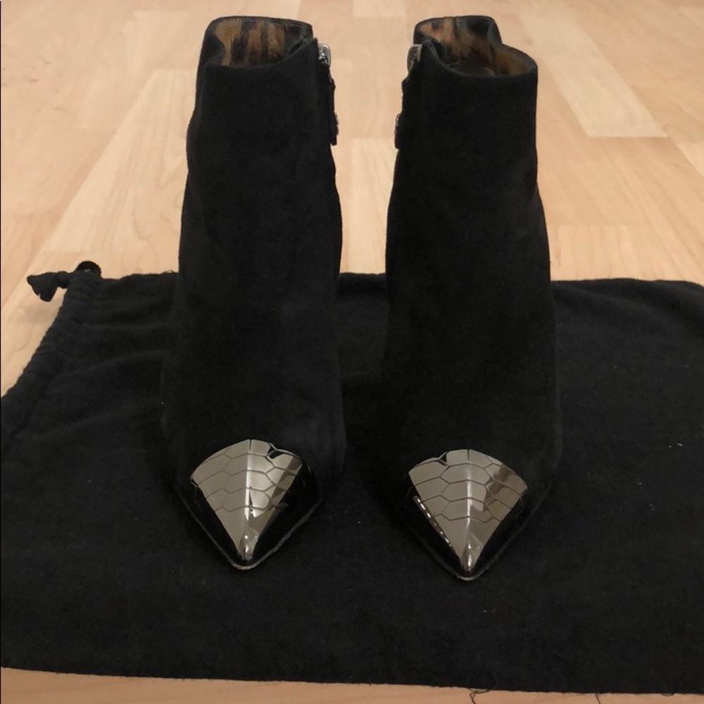 Women’s Suede Booties